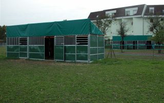 boxes-exterieurs-chevaux-association-les-amis-du-cheval-strasbourg